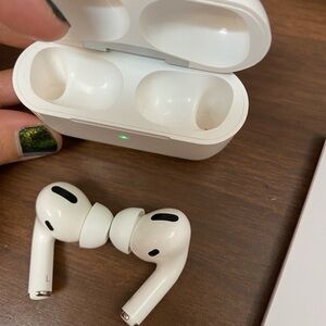 AirPods Pro with wireless charging case